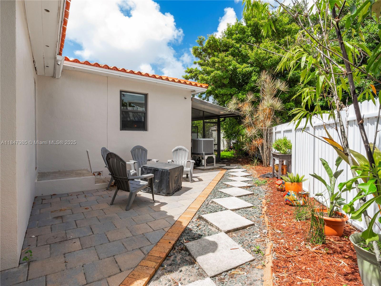 REV PL OF COUNTRY CLUB ES - Residential