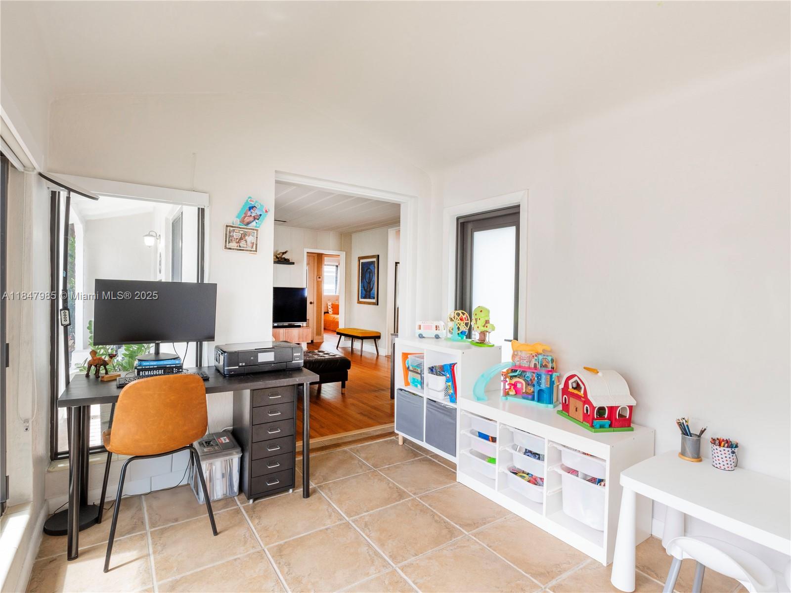 REV PL OF COUNTRY CLUB ES - Residential