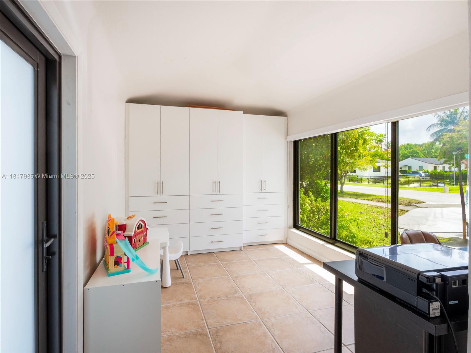 REV PL OF COUNTRY CLUB ES - Residential