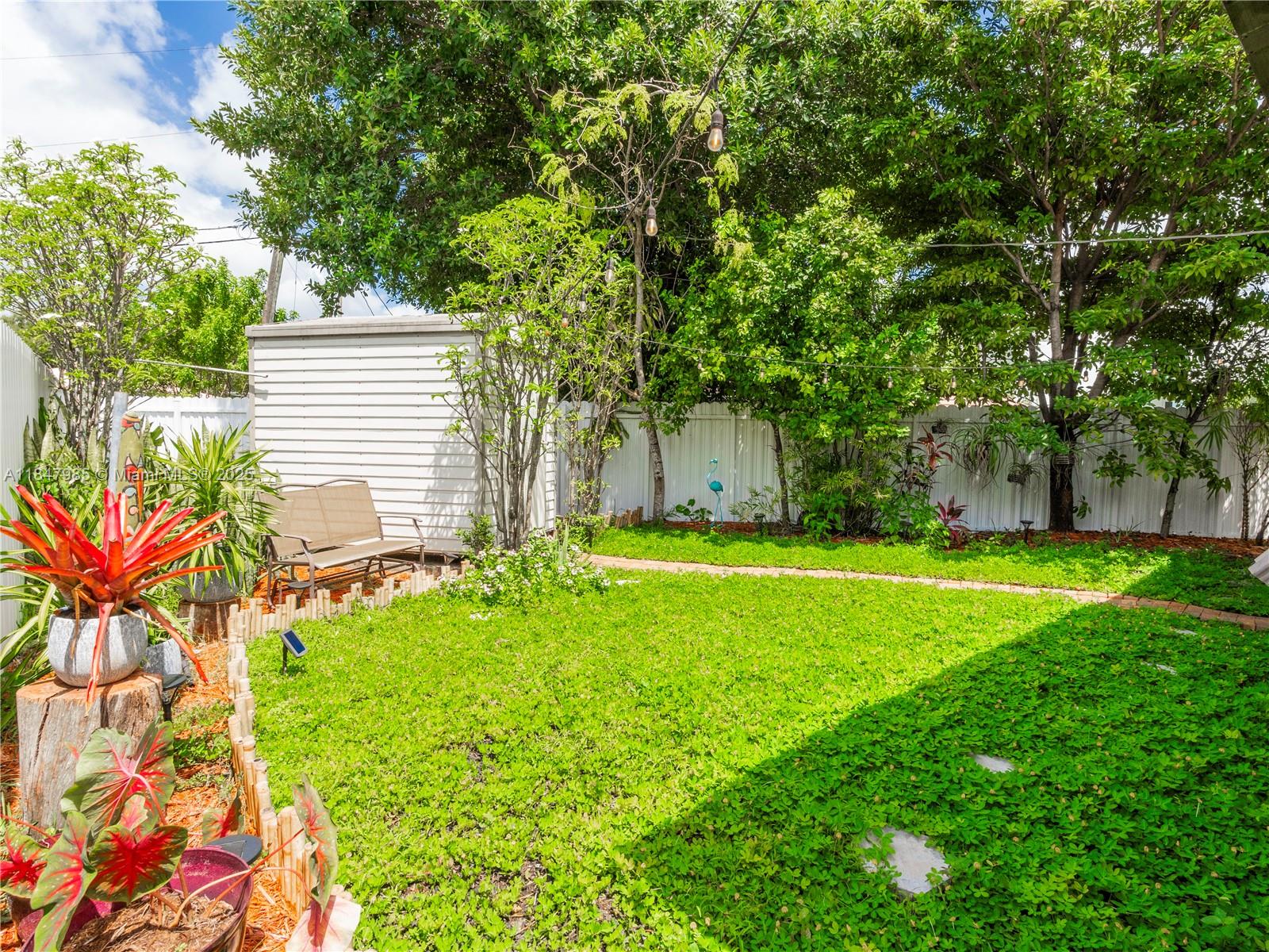 REV PL OF COUNTRY CLUB ES - Residential