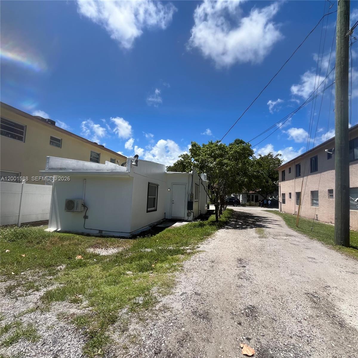 LAKE WORTH TOWN OF - Residential