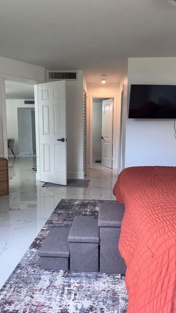 ROLLING GREEN CONDO A - Residential