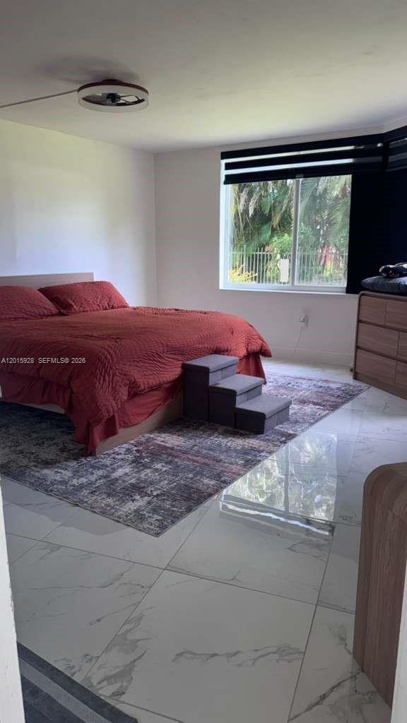 ROLLING GREEN CONDO A - Residential