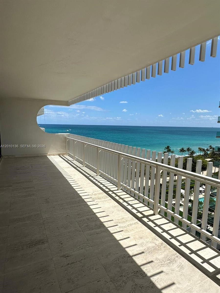 KENILWORTH CONDO - Residential