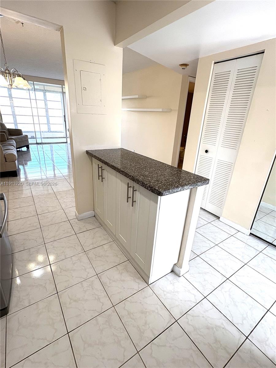 SUNRISE LAKES 82 CONDO - Residential