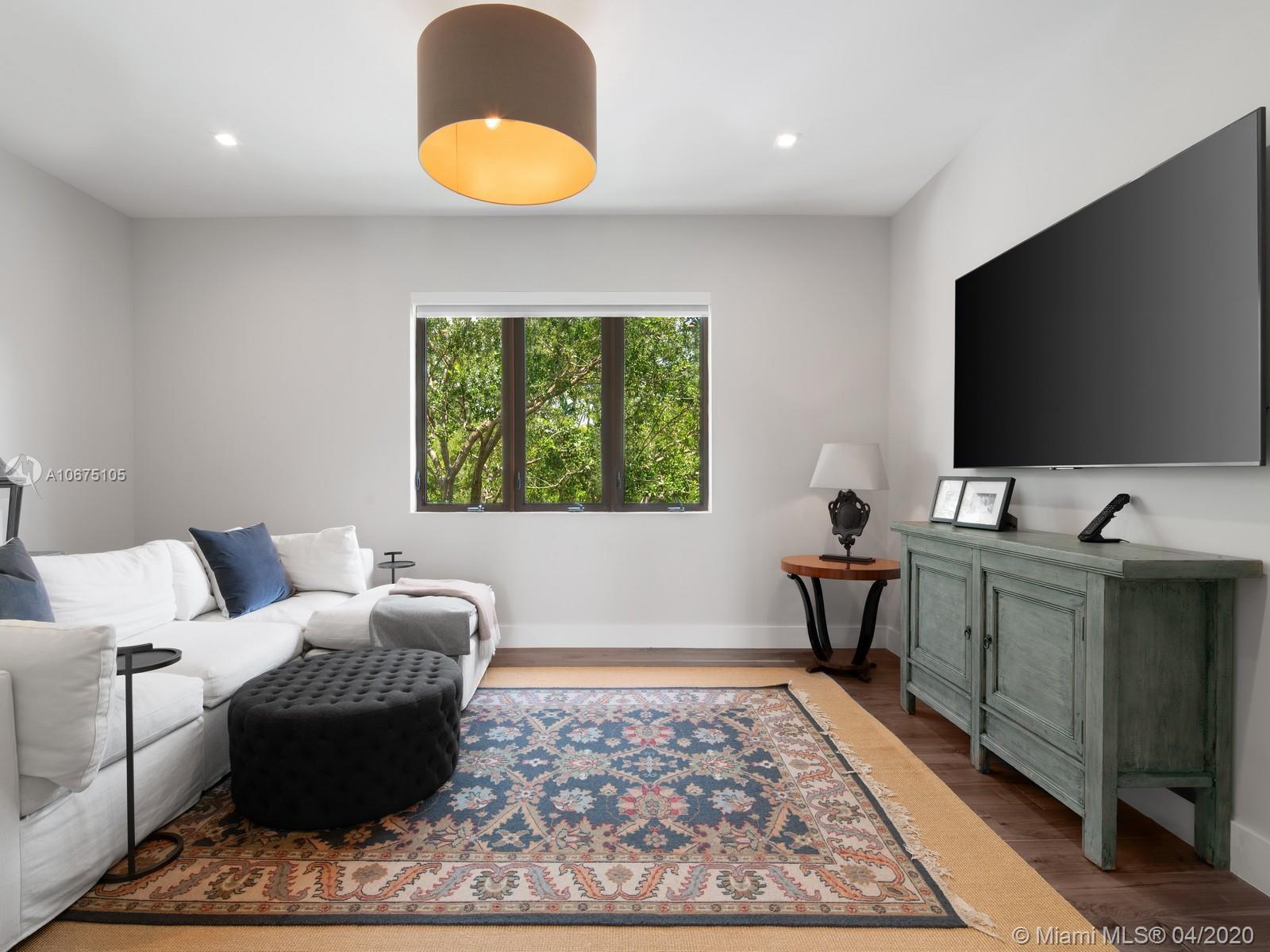 North Pinecrest - Residential