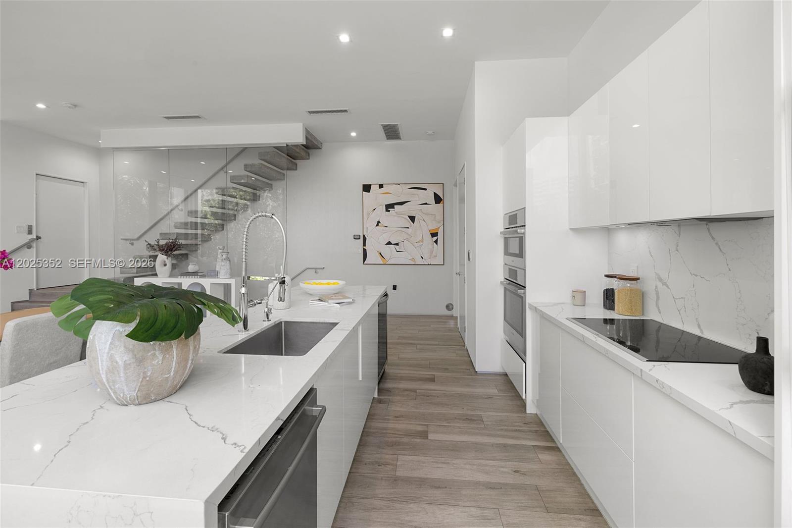 ALTON BEACH BAY FRONT RE- - Residential