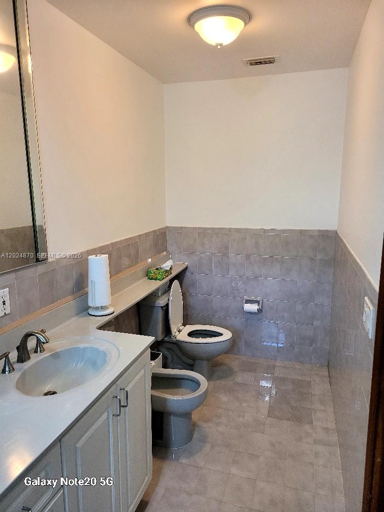 ROCKDALE GARDENS - Residential
