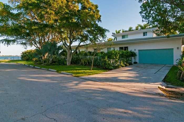 MIAMI SHORES BAY VIEW - Residential