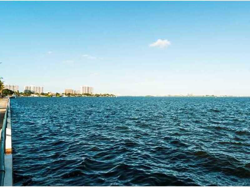 MIAMI SHORES BAY VIEW - Residential