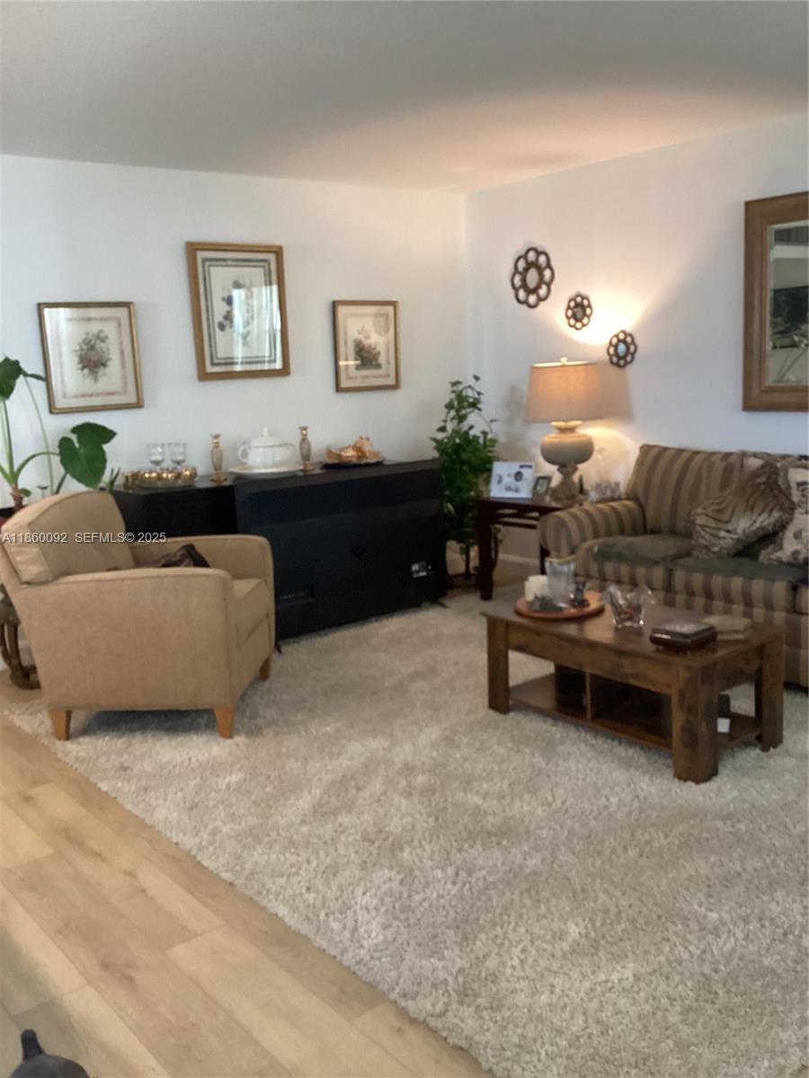 KINGS POINT FLANDERS A THR - Residential