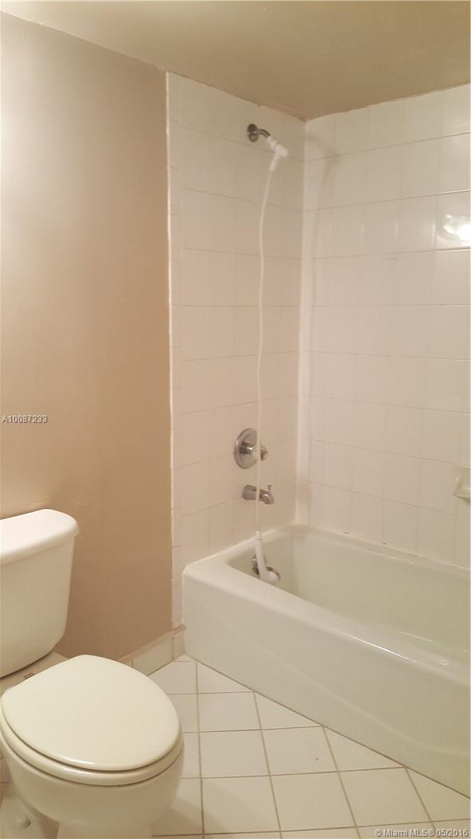 Promenade At Kendale Lake - Residential Lease