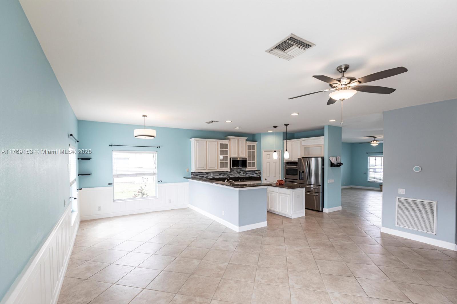 2201 Cape Heather Circle -