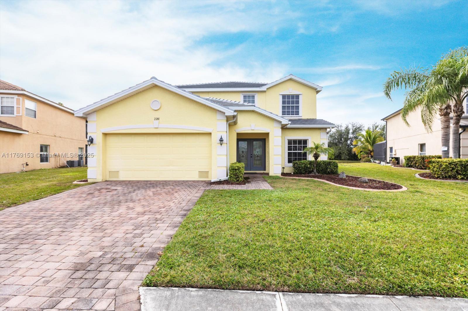 2201 Cape Heather Circle -