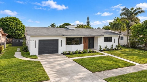 Photo of 5309 Hayes St, Hollywood, FL 33021 (MLS # A12083217)