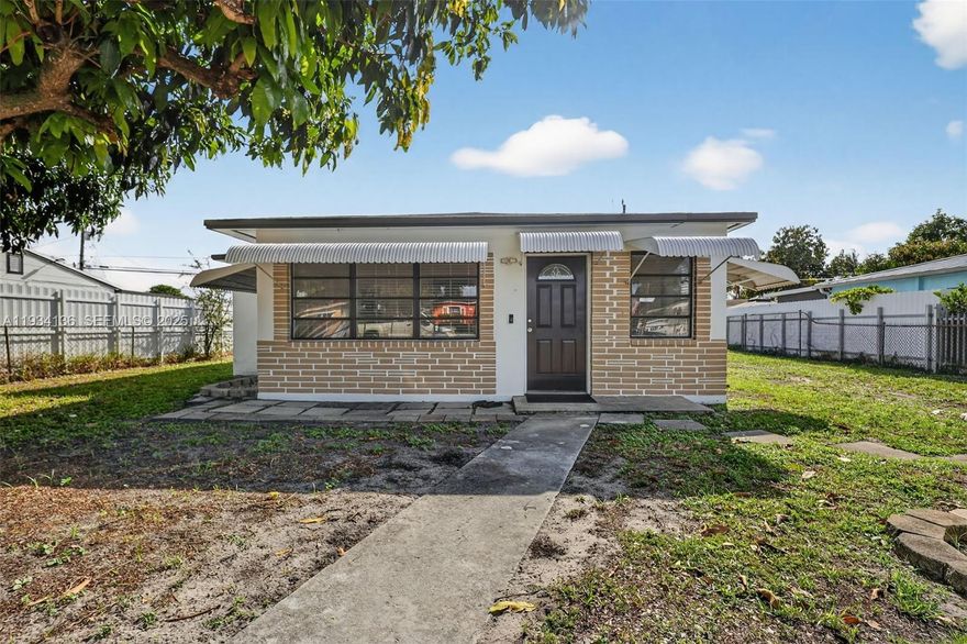 PRICED RIGHT AND MOVE IN CONDITION! THIS IS A GREAT OPPORTUNITY FOR ANYONE LOOKING FOR A NICE HOME WITH A REASONABLE PRICE TAG! 1ST TIME HOME BUYERS, INVESTORS, OR MAYBE EVEN SOMEONE THAT IS DOWNSIZING THIS COULD FIT THE NEEDS OF MANY DIFFERENT BUYERS. ALL TYPES OF LOANS ARE OK. FHA AND VA BUYERS FEEL FREE TO SHOW AND SUBMIT OFFERS. THERE ARE NO RENTAL RESTRICTIONS HERE OR HOMEOWNERS ASSOCIATIONS OR ANYTHING LIKE THAT. YOU CAN RENT BY THE DAY, WEEK, MONTH, YEAR OR WHATEVER YOU WISH. MAYBE YOU OWN AND LIVE IN IT FOR A FEW YEARS AND THEN RENT DOWN THE ROAD FOR INCOME? THE CHOICE IS YOURS WHEN YOUR THE OWNER! THIS IS THE TYPE OF HOME YOU CAN OWN FOR LESS THAT RENTING CONSIDERING THE HIGH RENTAL AMOUNTS IN TODAY'S MARKETPLACE. THIS IS A SMART PLAY FOR ANYONE LOOKING TO BE A NEW HOME OWNER OR MAYBE YOUR A SEASONED LANDLORD AND WANT TO ADD ANOTHER PROPERTY TO YOUR RENTAL PORTFOLIO. CALL TO INQUIRE TODAY.