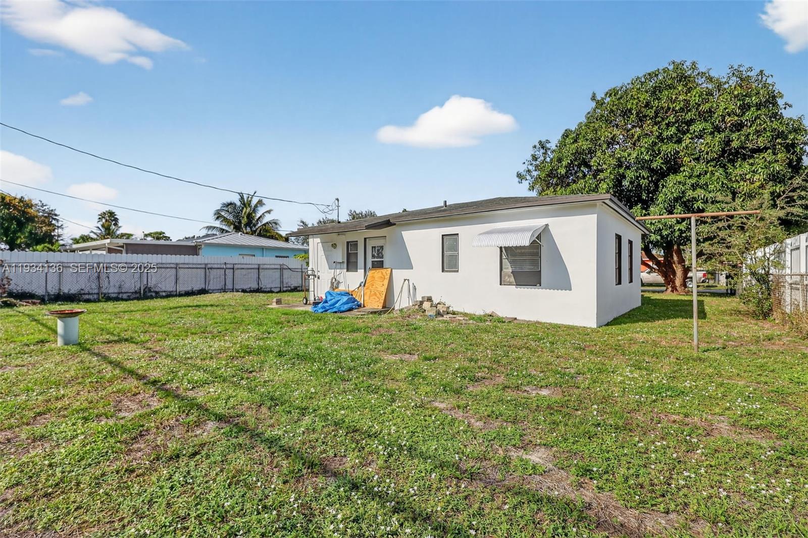 BISCAYNE RIVER GARDENS - Residential