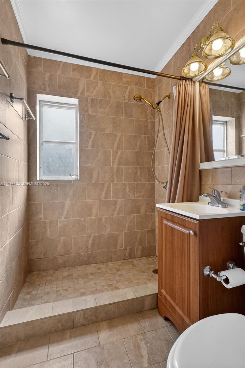 BISCAYNE RIVER GARDENS - Residential