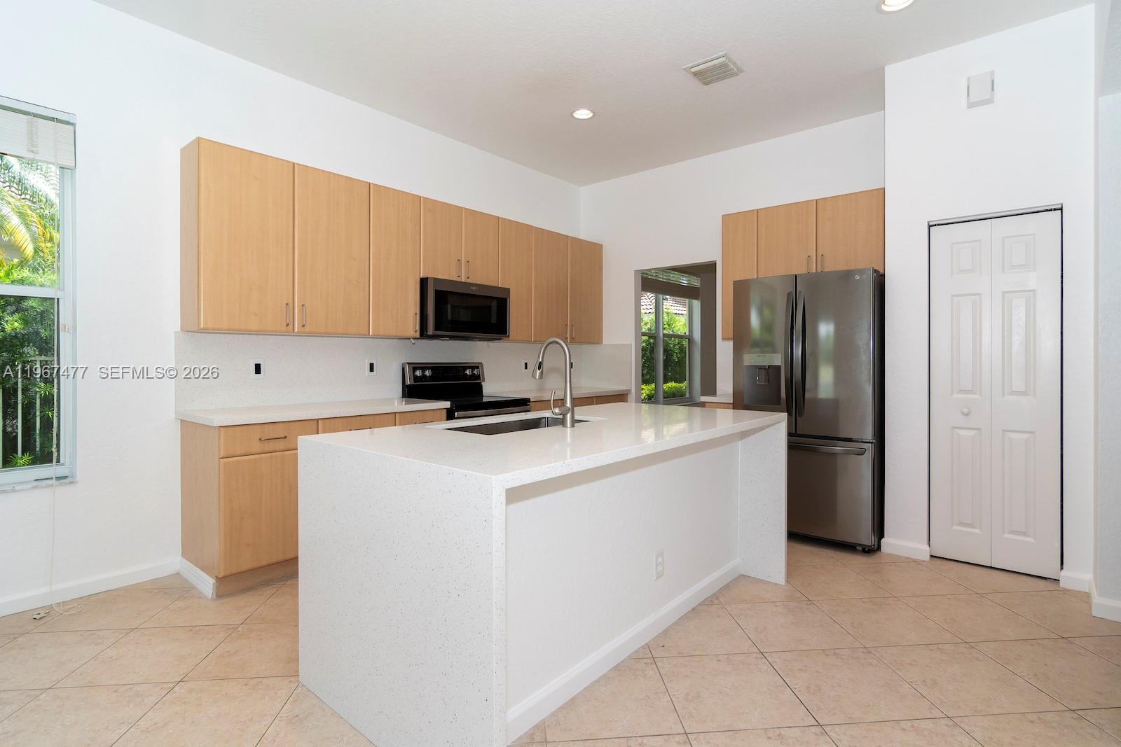 WESTON HILLS - Residential Lease