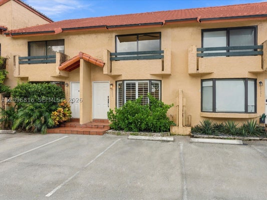10253 SW 77TH CT, MIAMI, FL 33156 - Image 831d47cb0aa9da608f86bafa5e7a0c3e/2188771441