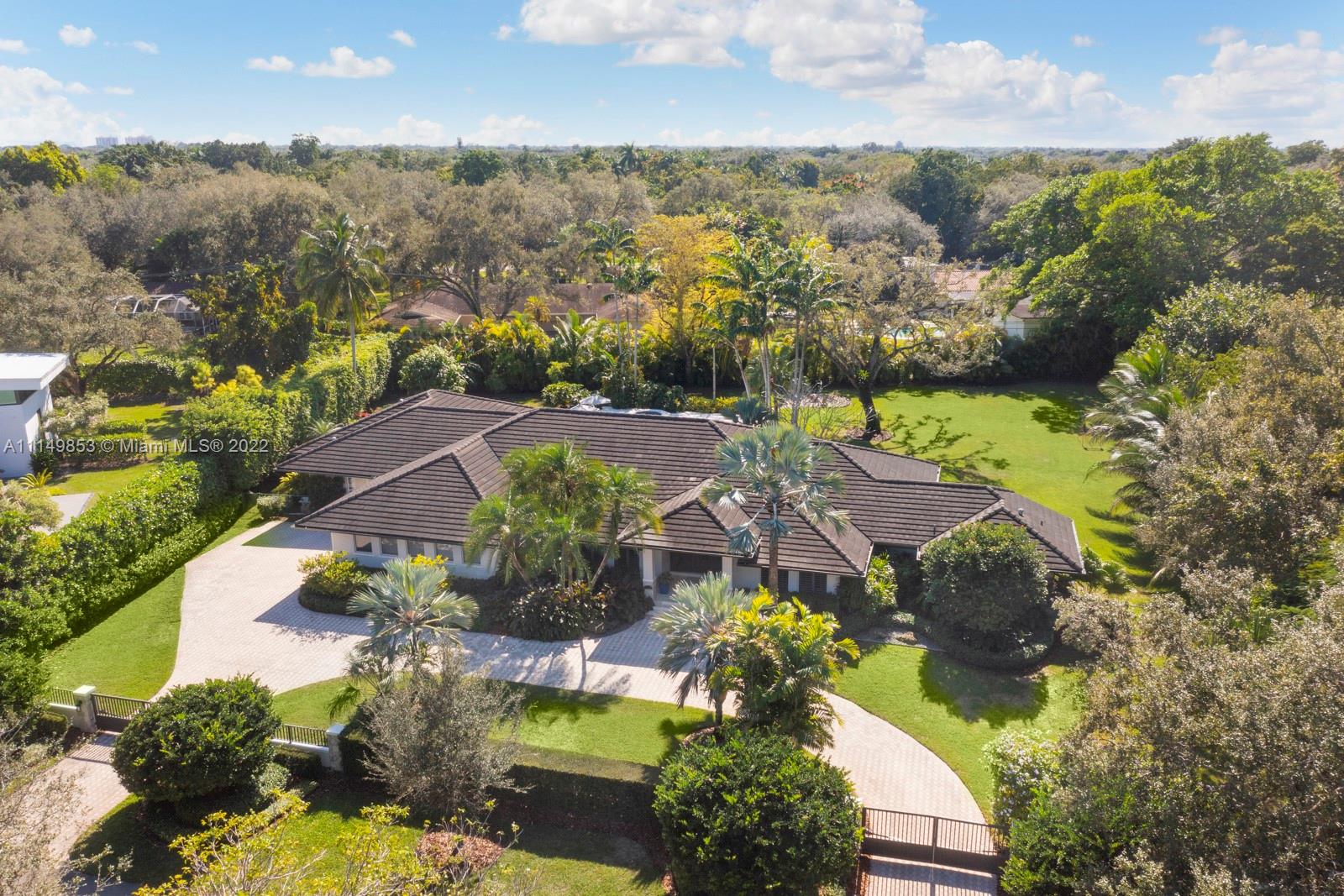 HELMS COUNTRY ESTATES RE- - Residential