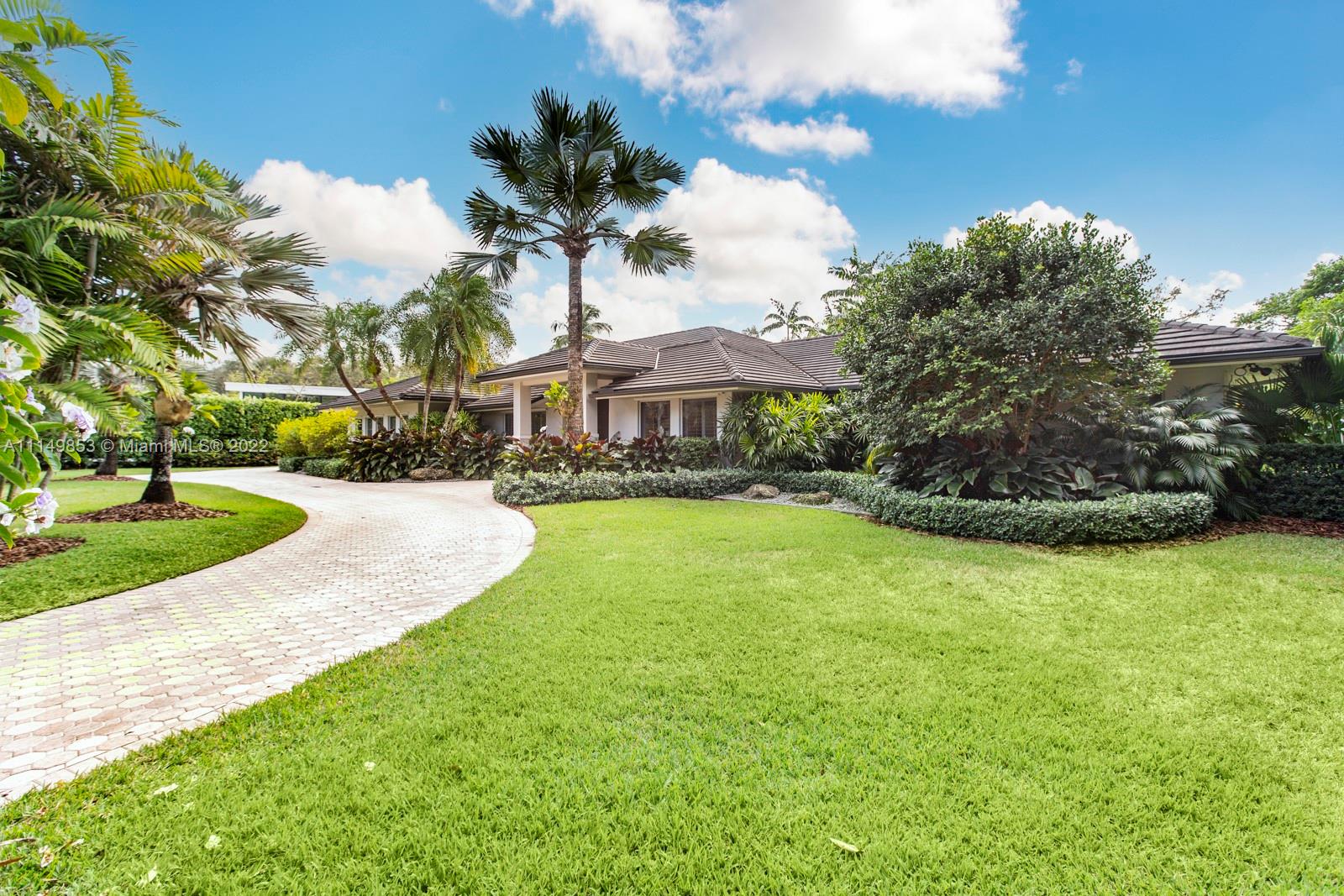 HELMS COUNTRY ESTATES RE- - Residential