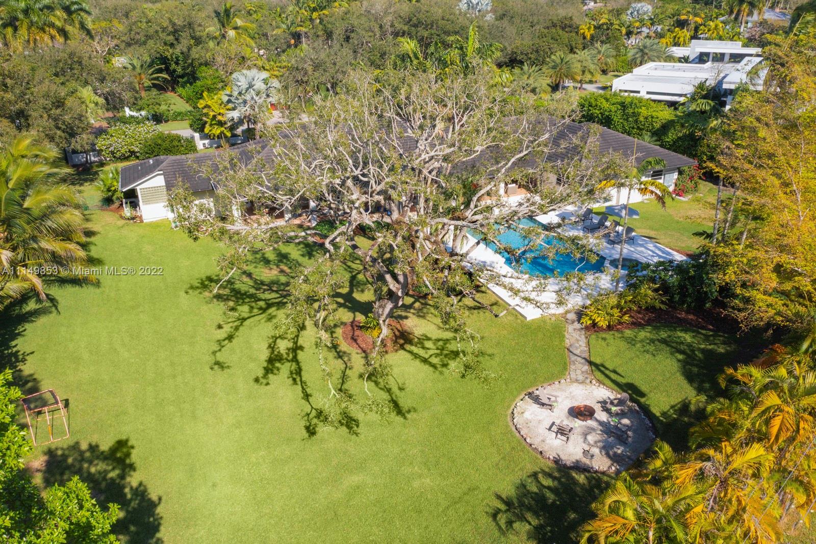 HELMS COUNTRY ESTATES RE- - Residential