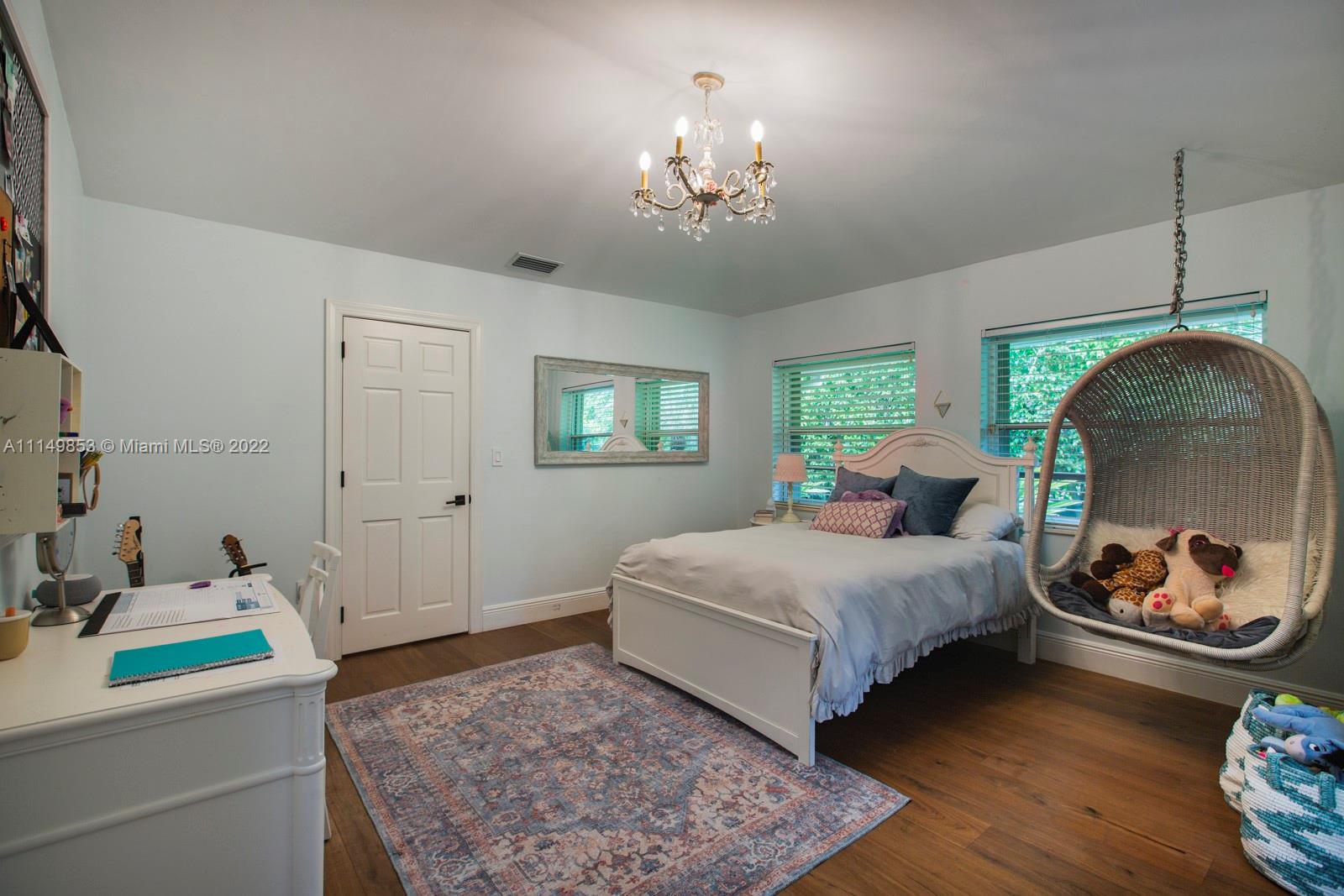 HELMS COUNTRY ESTATES RE- - Residential