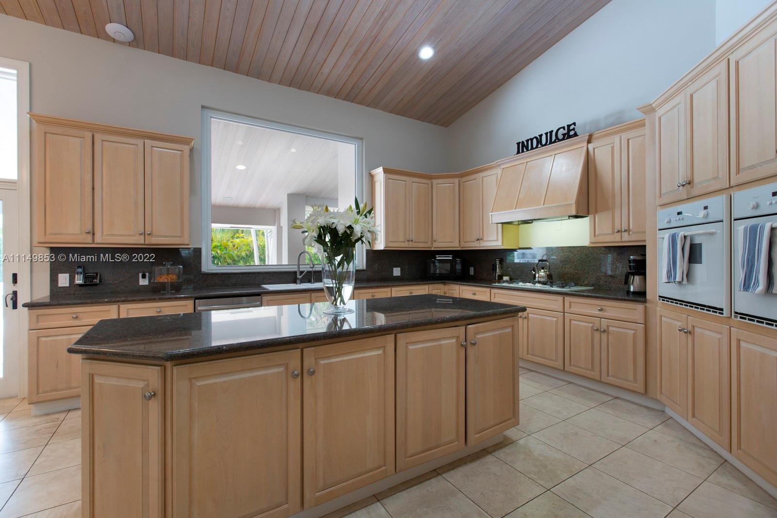 HELMS COUNTRY ESTATES RE- - Residential