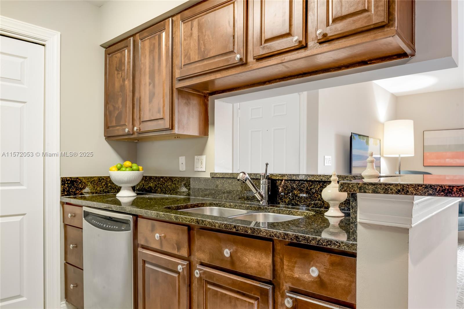 Mizner Court - Residential Lease