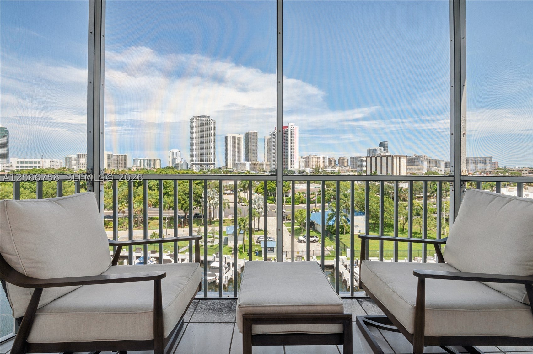 200 Diplomat Pkwy 830