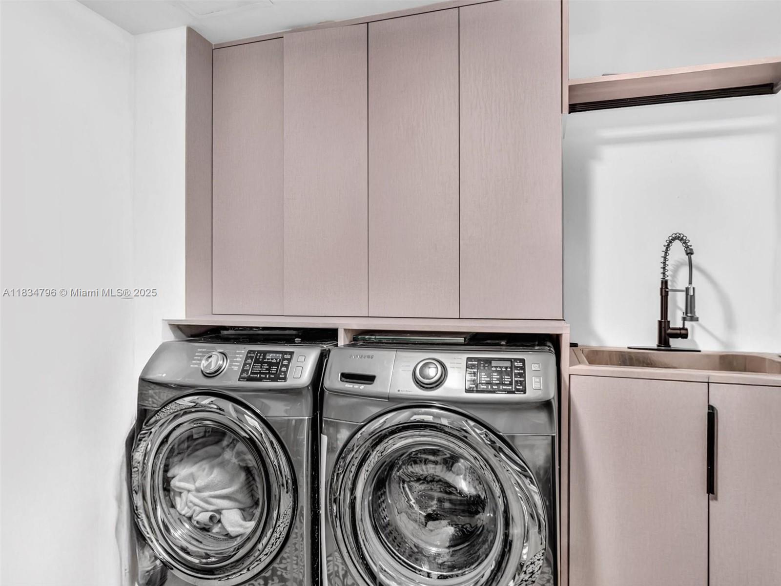 THE PENINSULA CONDO - Residential Lease
