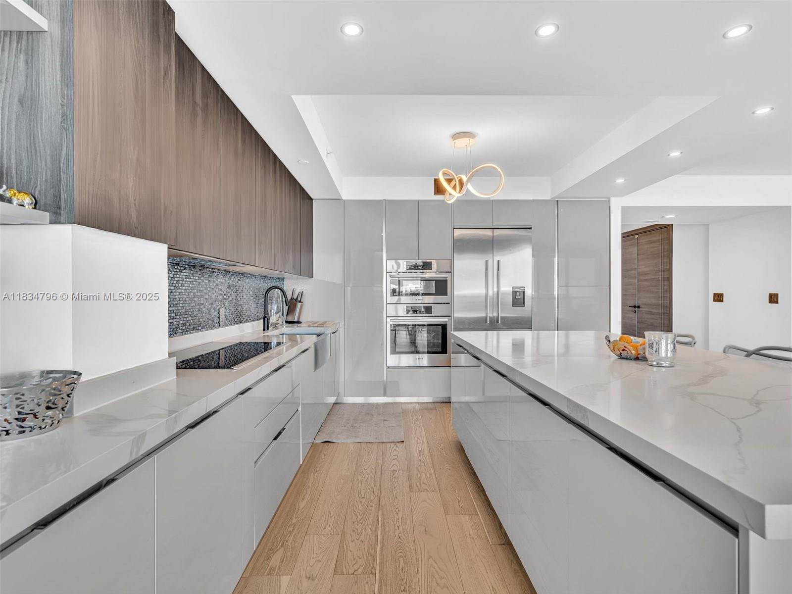 THE PENINSULA CONDO - Residential Lease