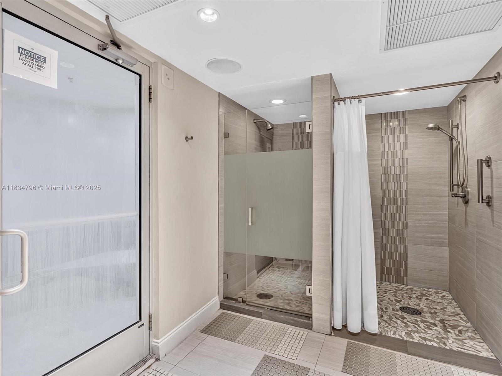 THE PENINSULA CONDO - Residential Lease
