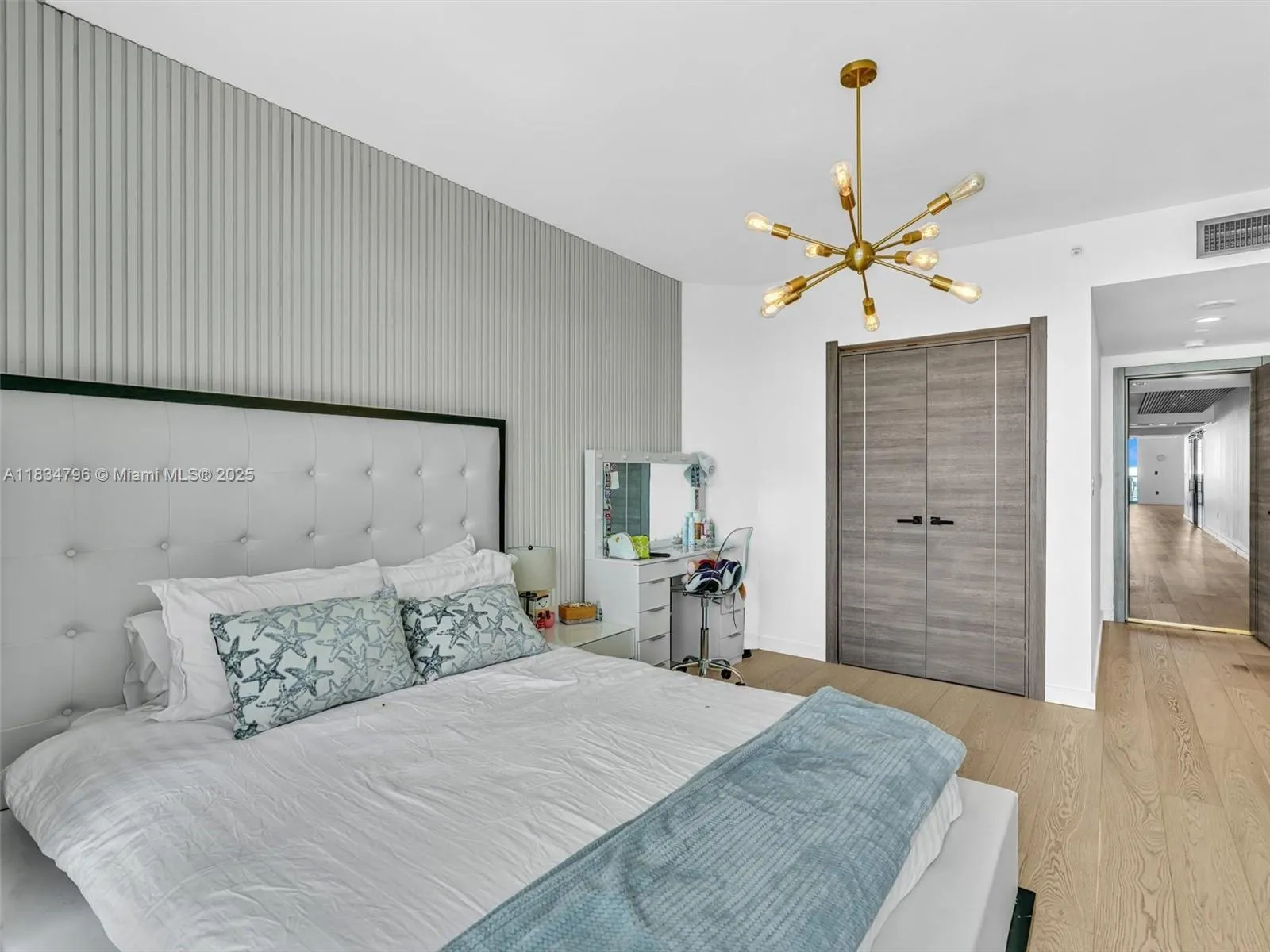 Aventura, Florida 33160, United States, 3 Bedrooms Bedrooms, ,3 BathroomsBathrooms,Residential,Active,165503