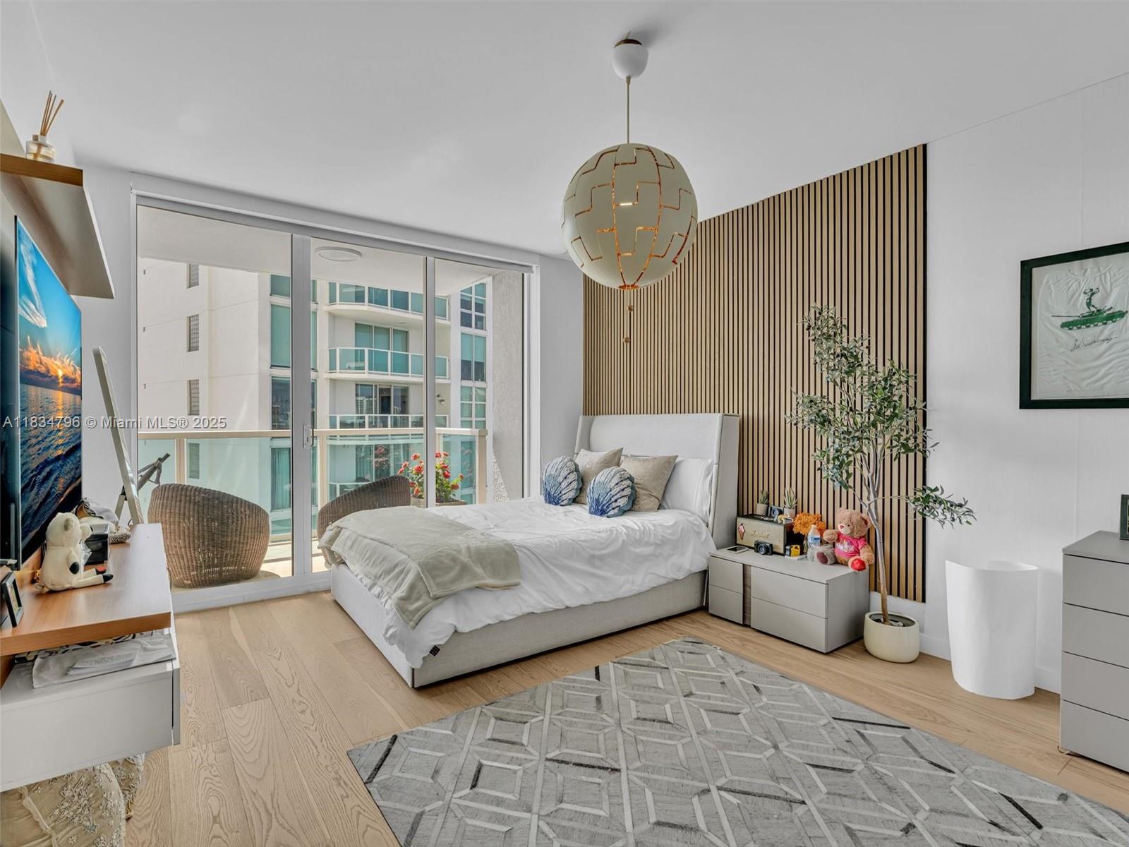 THE PENINSULA CONDO - Residential Lease