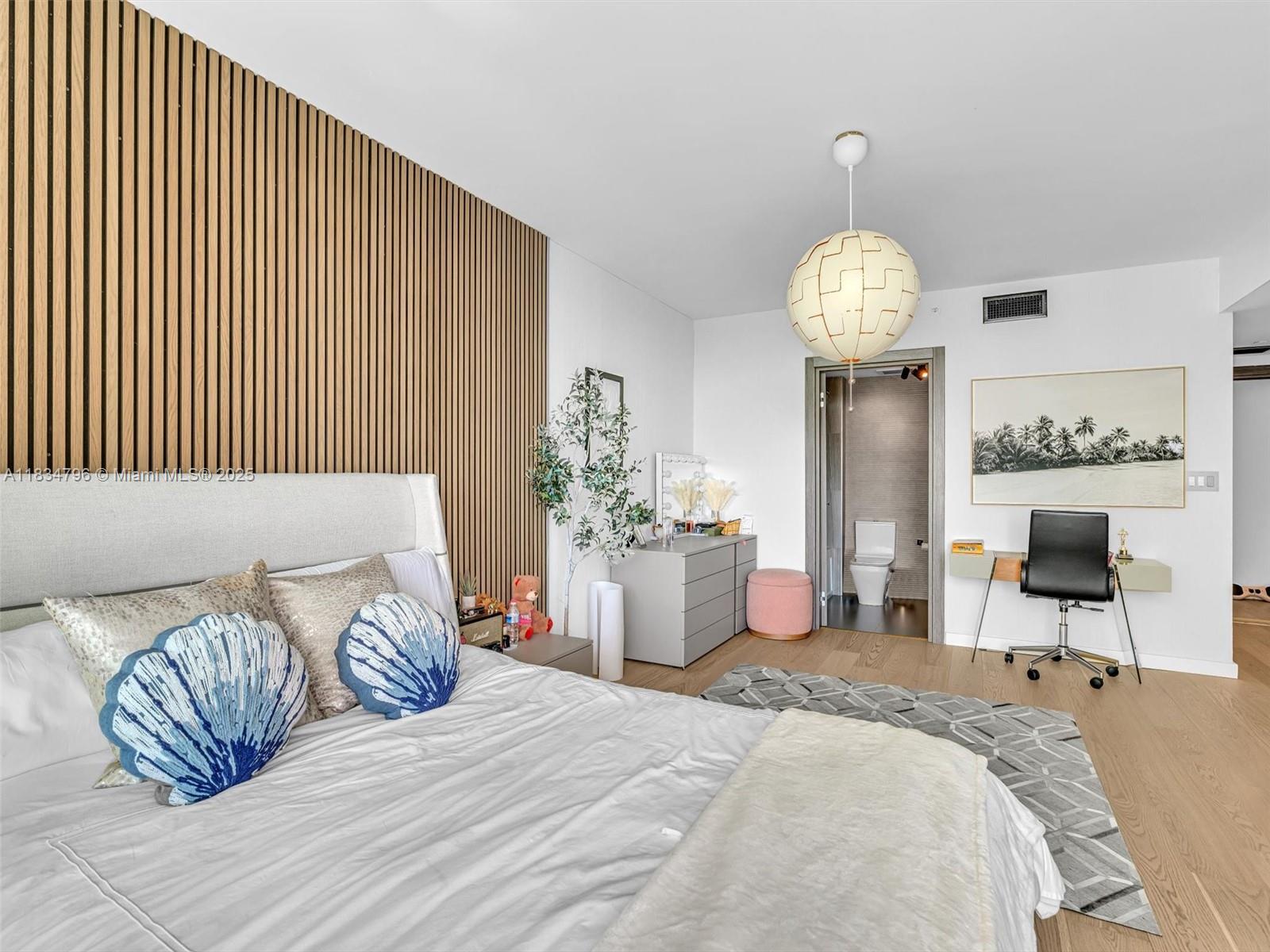 THE PENINSULA CONDO - Residential Lease