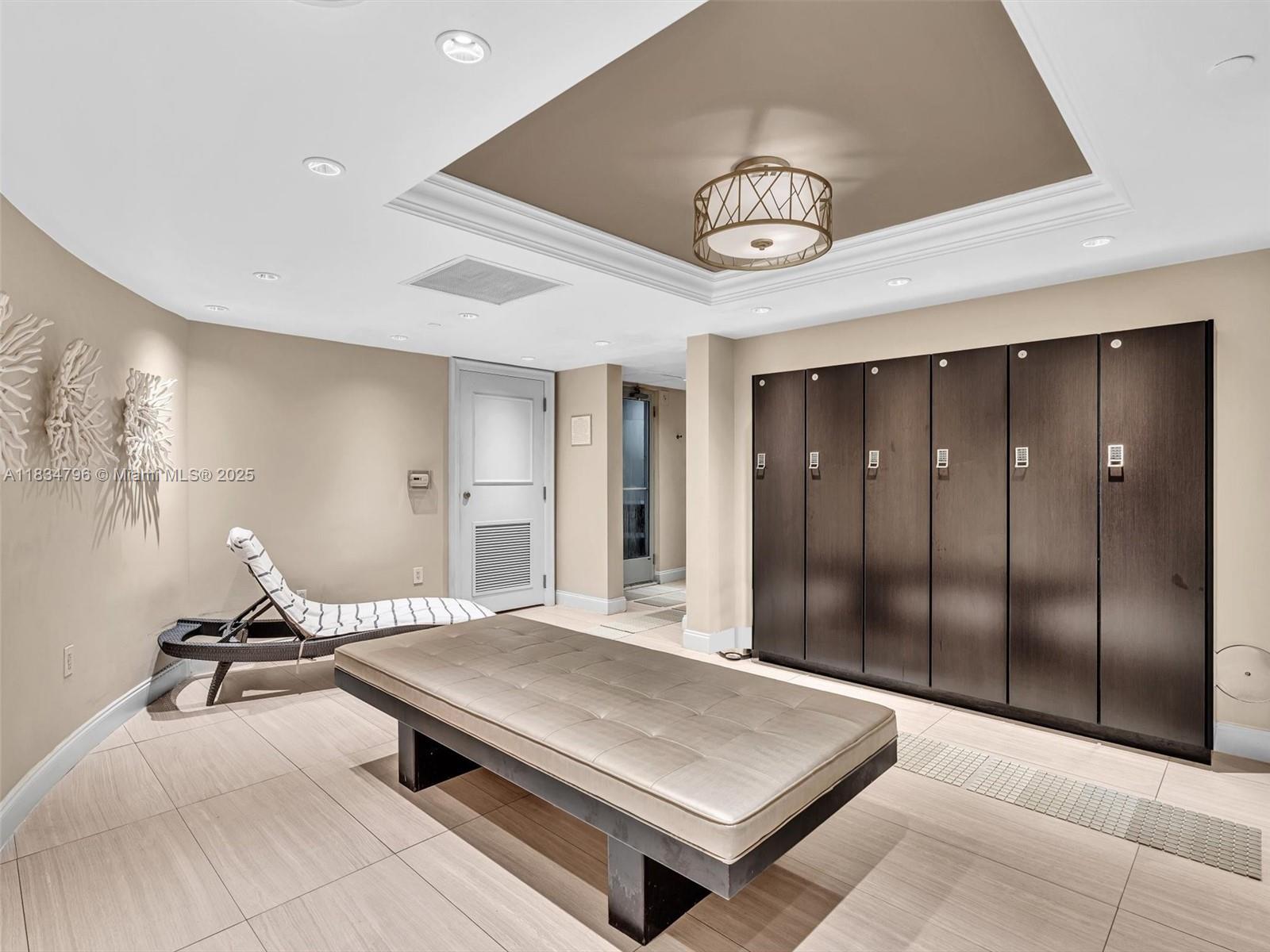 THE PENINSULA CONDO - Residential Lease