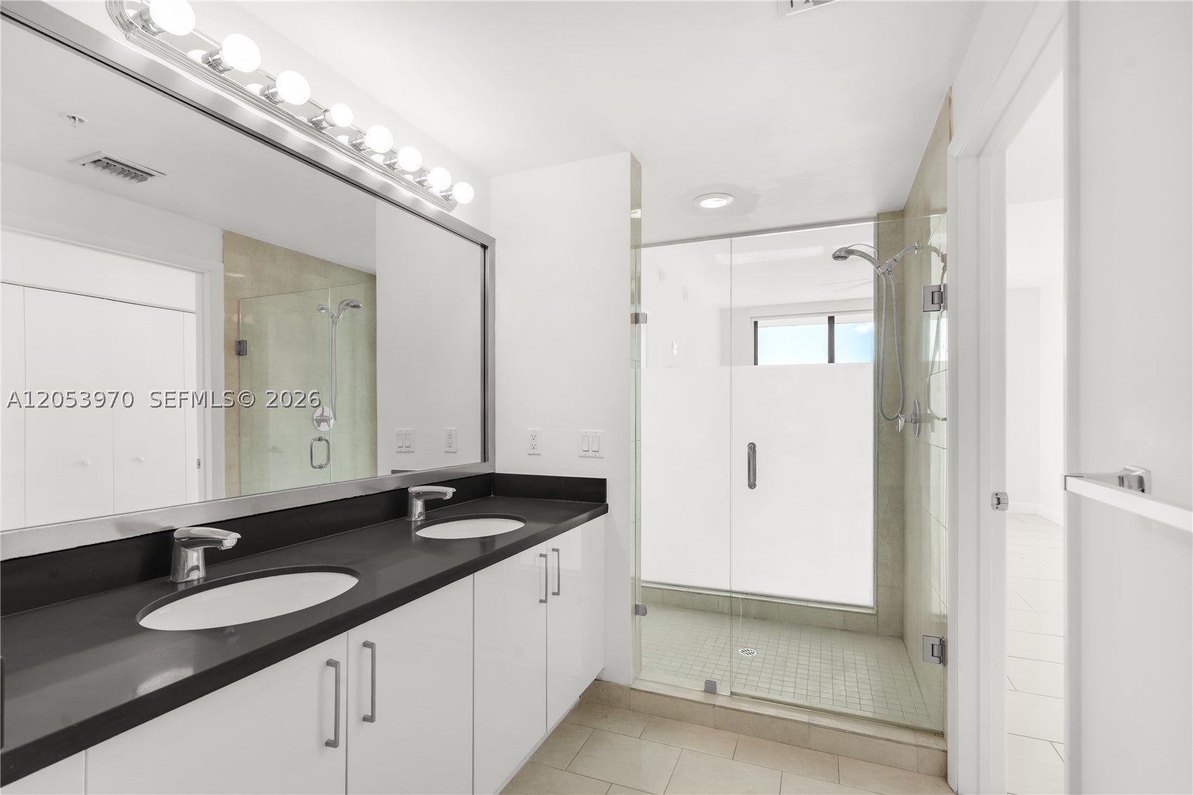 90 SW 3rd St 4403