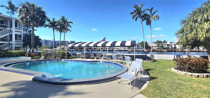 Beautifully entirely updated 1 bed & 1.5 bath. A gem of Twelve Pillars with top quality tile flooring. White & Gray combination of kitchen wood cabinets and gorgeous quartz counter tops. Modern stone walking shower. Spacious walking closet. Leave the dream of being just steps from the blue and calm waters of Hollywood beach and the relaxing views of Stranahan River and the pool. Don't wait too long to enjoy the amazing dining options, the night life and entertaining that only Hollywood beach has to offer!