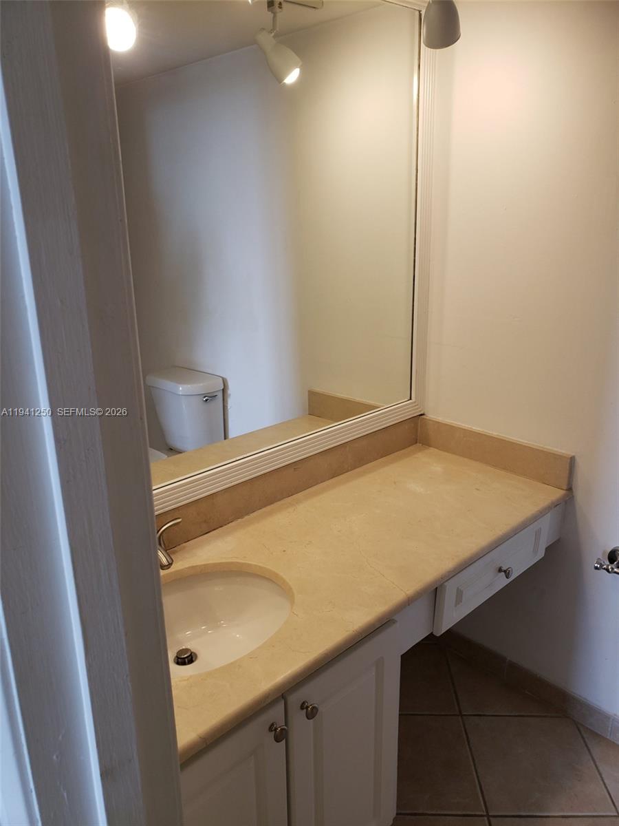 AQUASOL CONDO - Residential