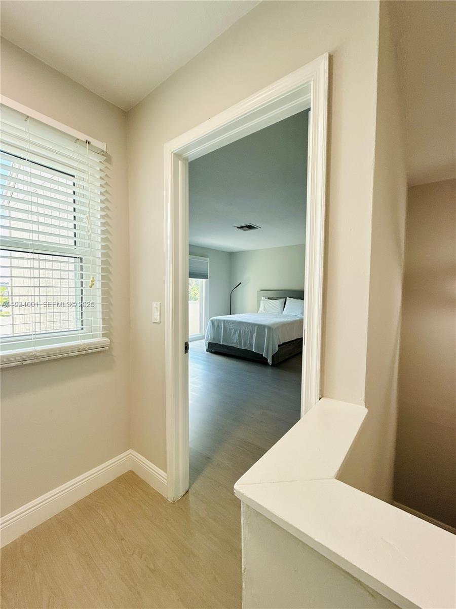 SOUTH SHORE 4 OF WELLINGT - Residential