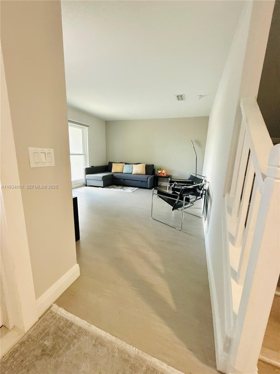 SOUTH SHORE 4 OF WELLINGT - Residential