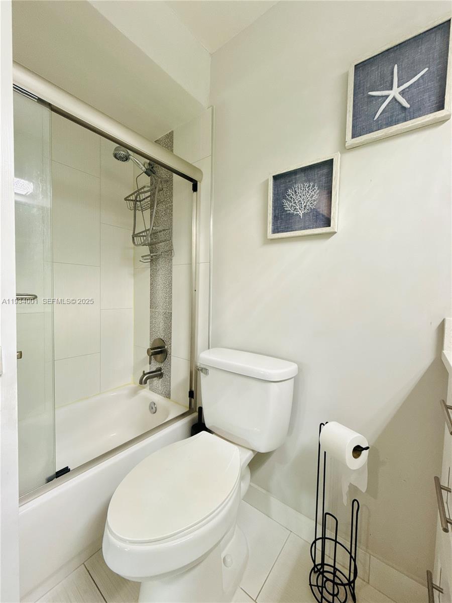 SOUTH SHORE 4 OF WELLINGT - Residential