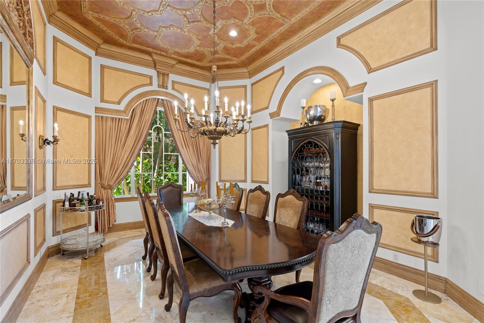 HARBOUR ISLES - Residential