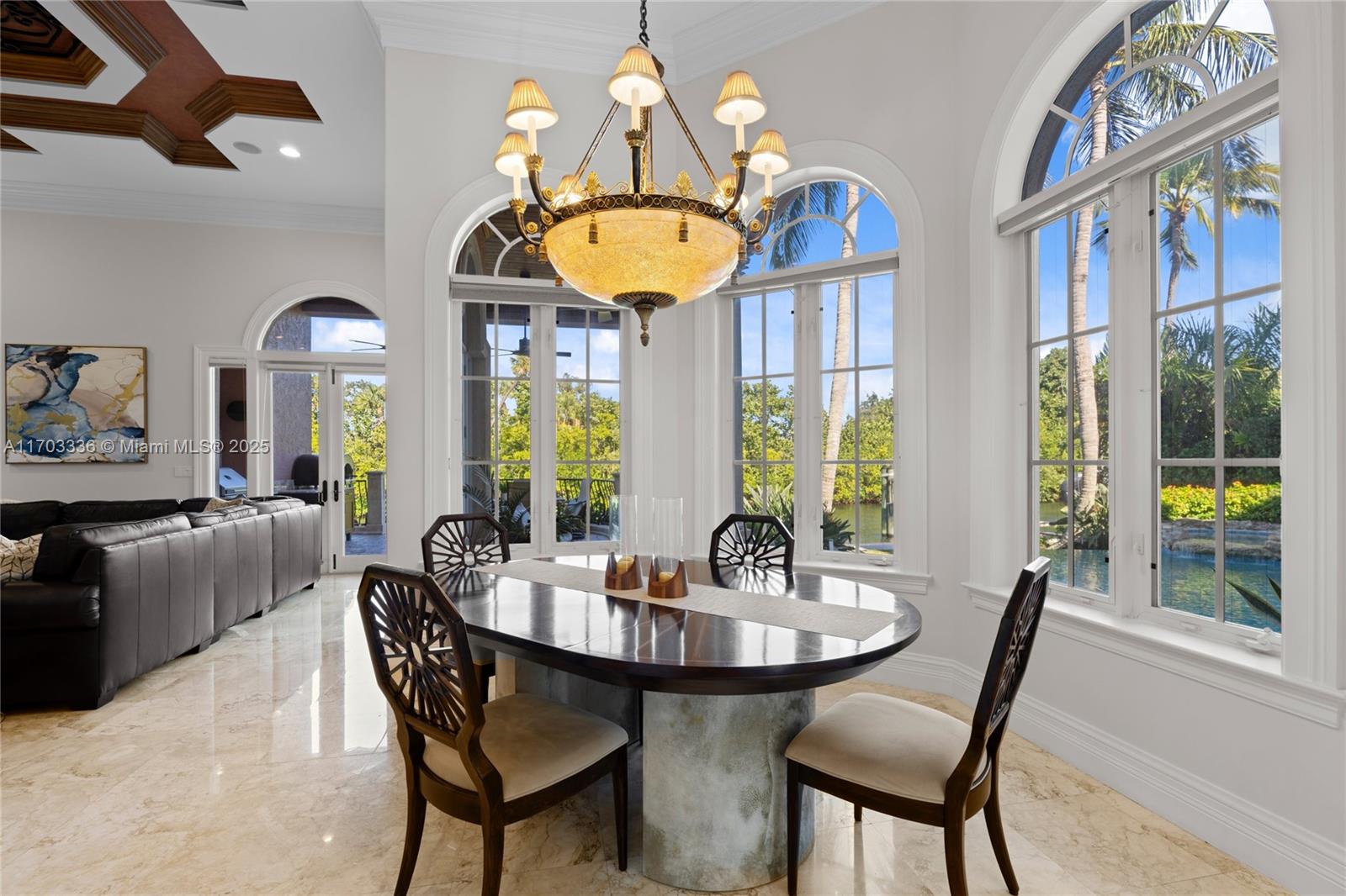 HARBOUR ISLES - Residential