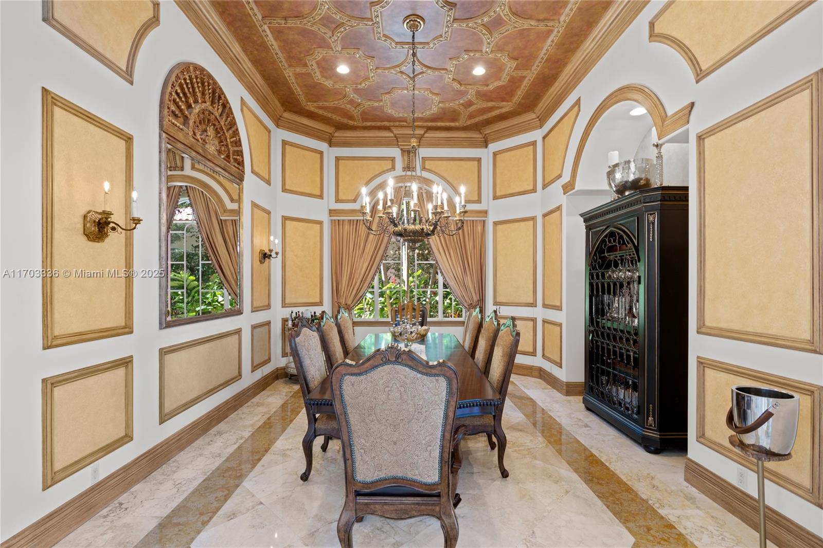HARBOUR ISLES - Residential