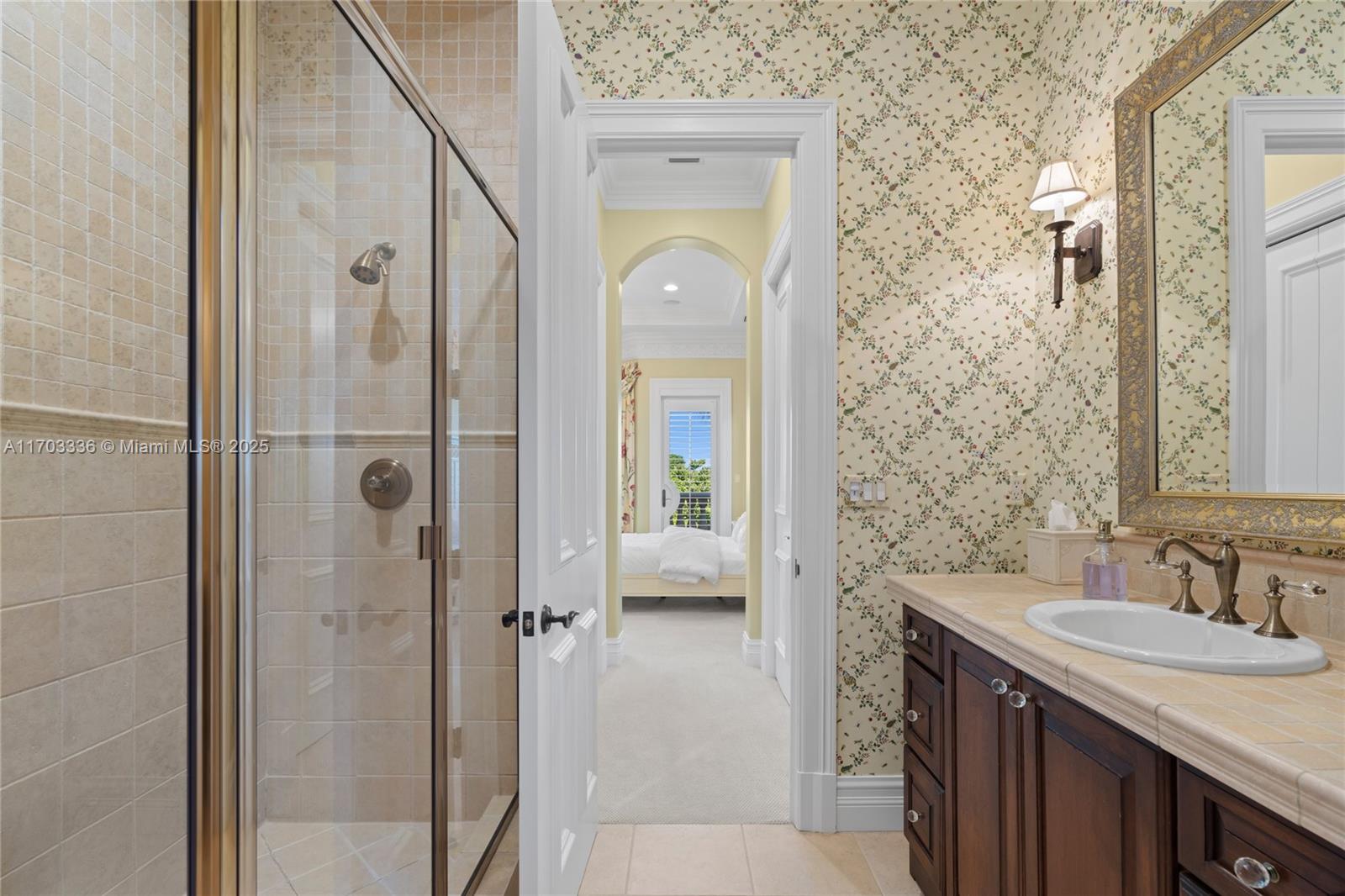 HARBOUR ISLES - Residential