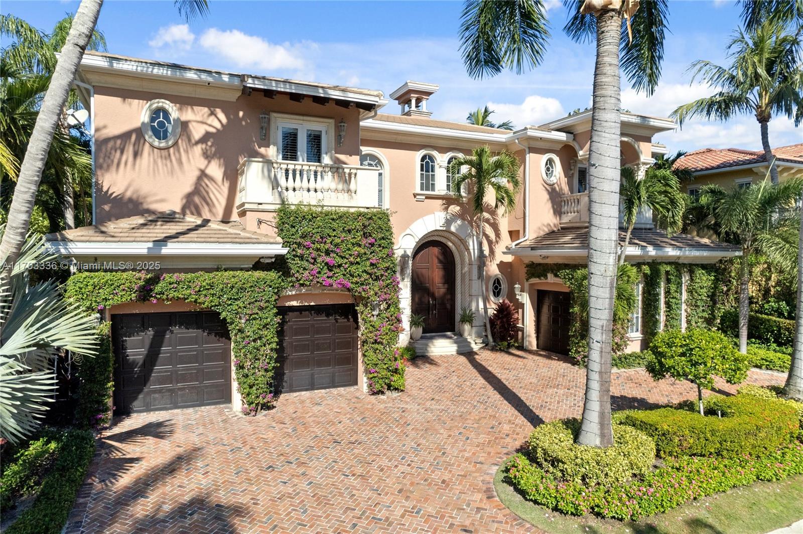 833 Harbour Isle Place
