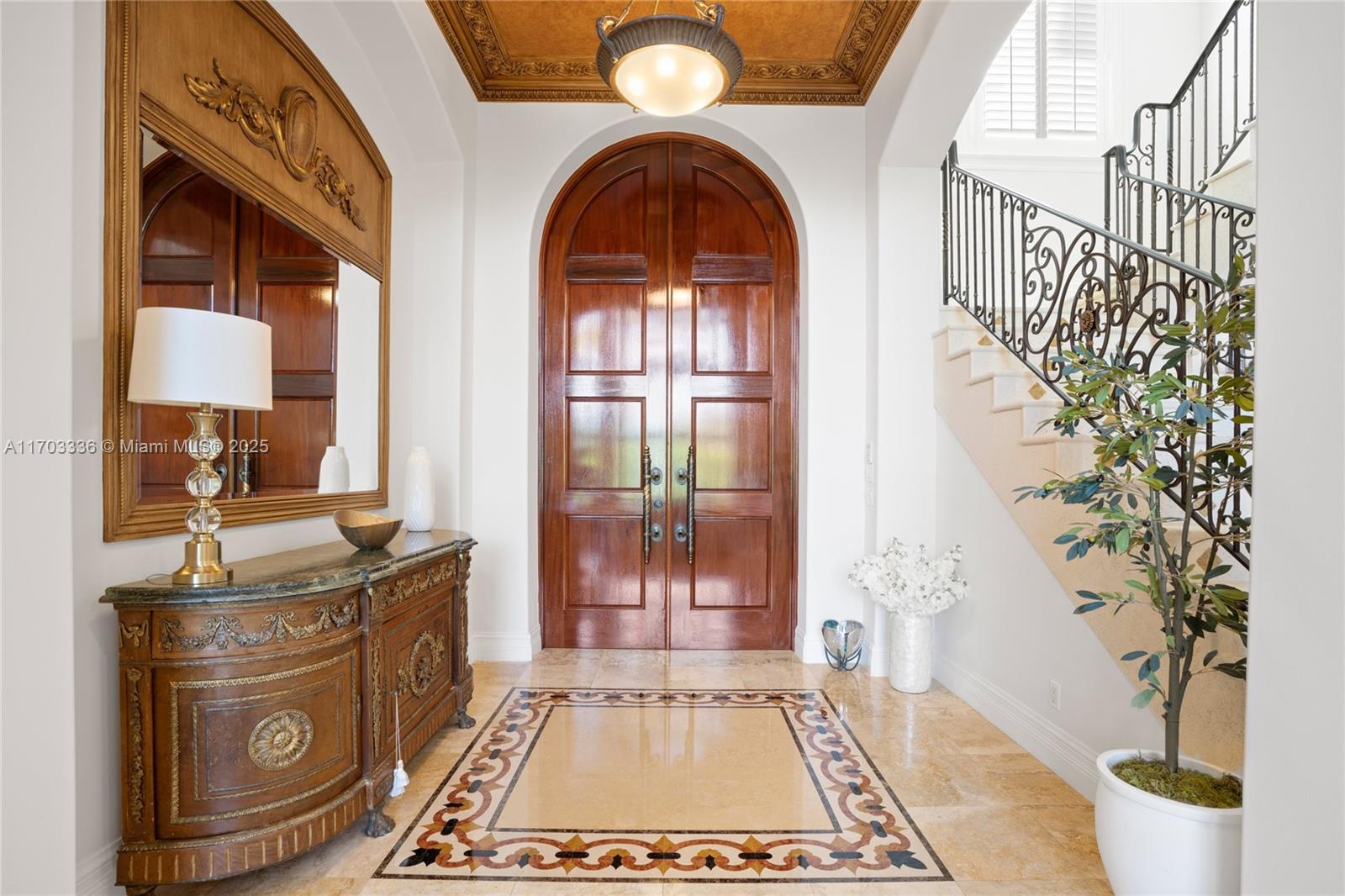 HARBOUR ISLES - Residential